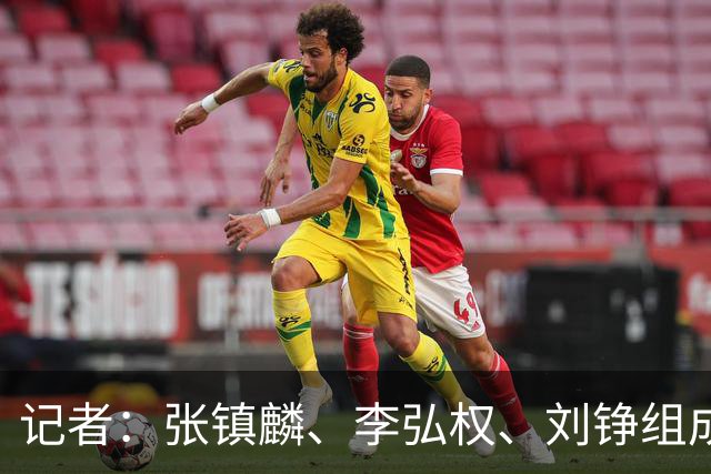 记者：张镇麟、李弘权、刘铮组成的锋线是上海男篮力争卫冕的底气